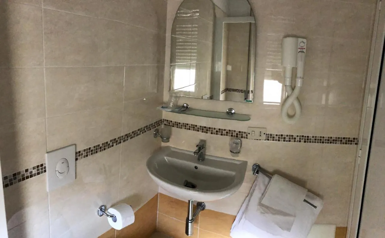 Villa Lieta Marebello Hotel